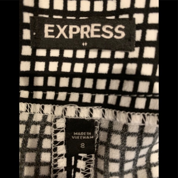 Express shorts - Picture 2 of 2